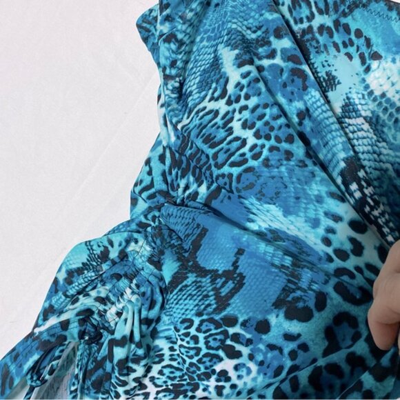 5/$25 Christina Blue Animal Print Tankini Bikini Top Swim Top 12 - Picture 8 of 11